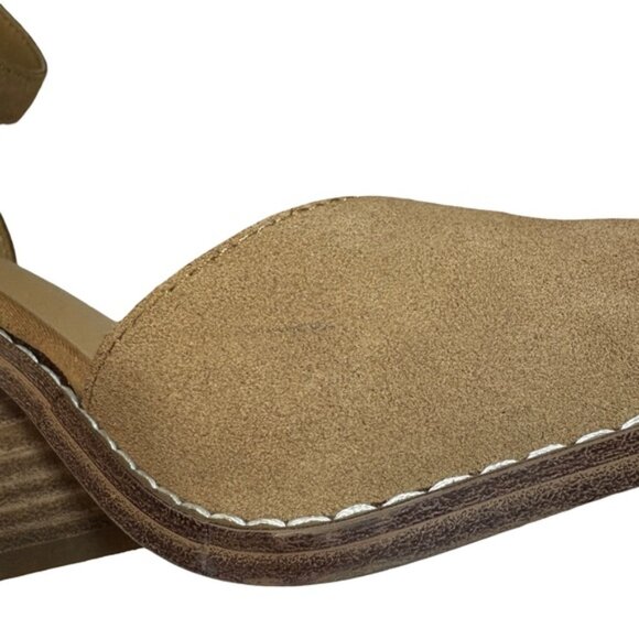 Crown Vintage Doriss Suede Wedges (Size 8.5) - Picture 11 of 11